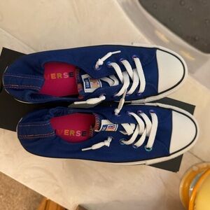 Women’s Blue Converse Sneakers